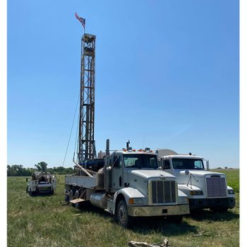1971 Cyclone 300 Drilling Rig